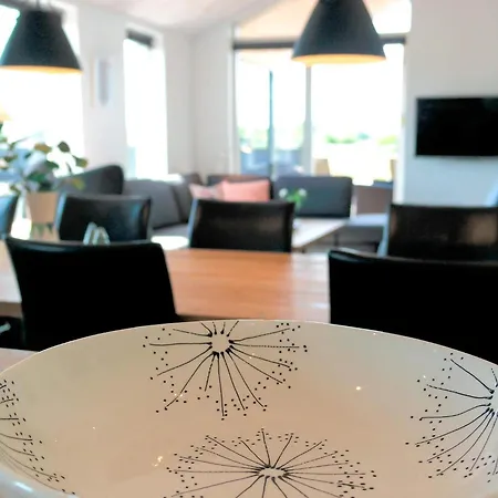 8 Person In Saltum-by Traum Saltum